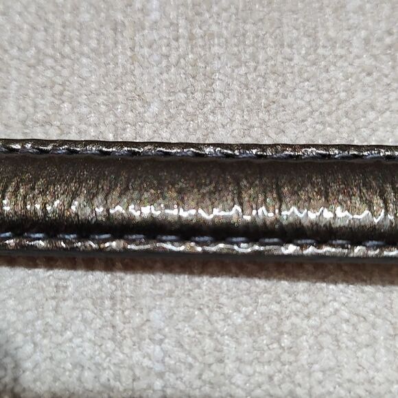 Brighton Thin Patent Leather Belt in Gunmetal Gray Silver Etched Buckle - Picture 7 of 10